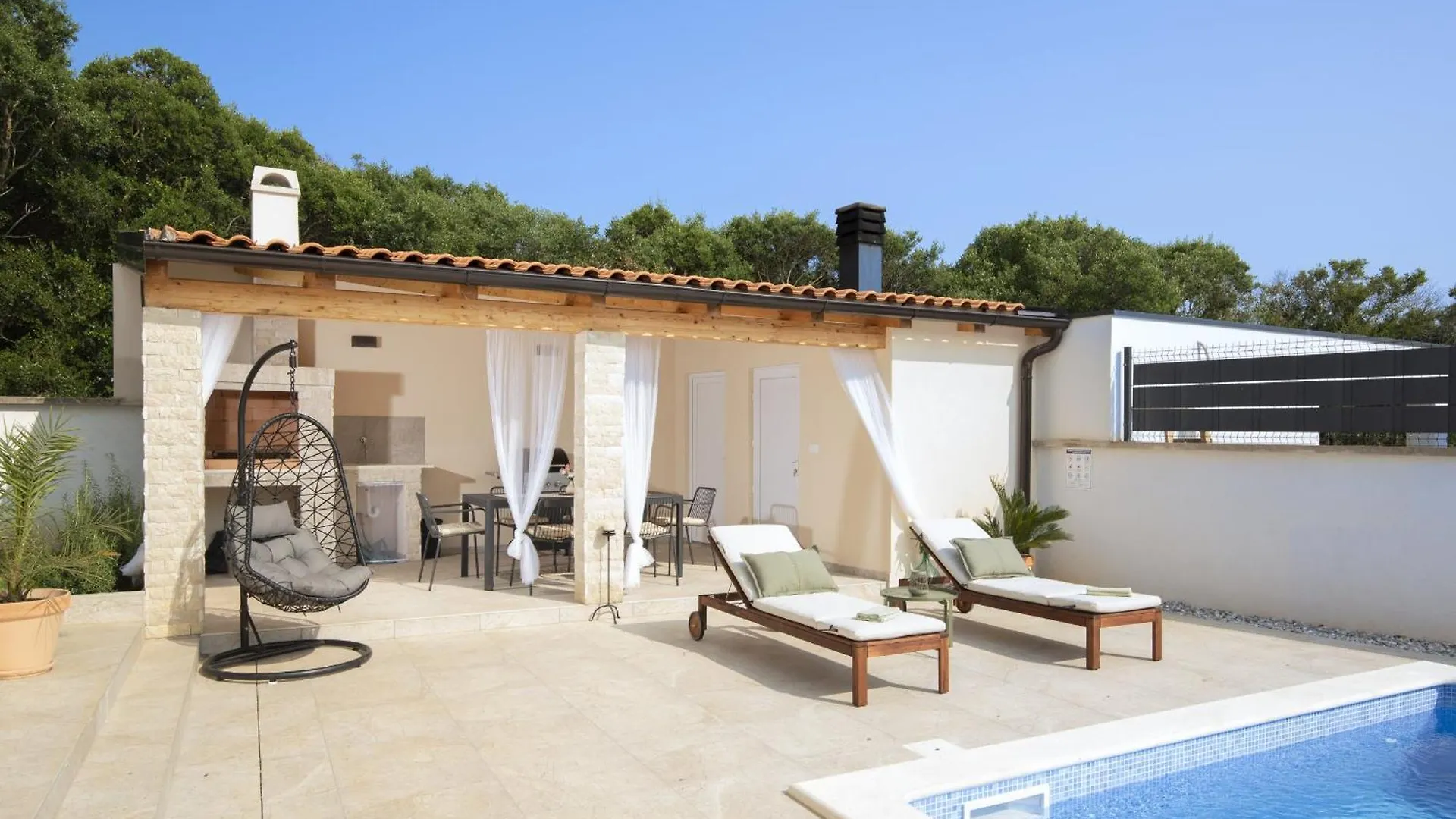 פולה Villa Ridollin