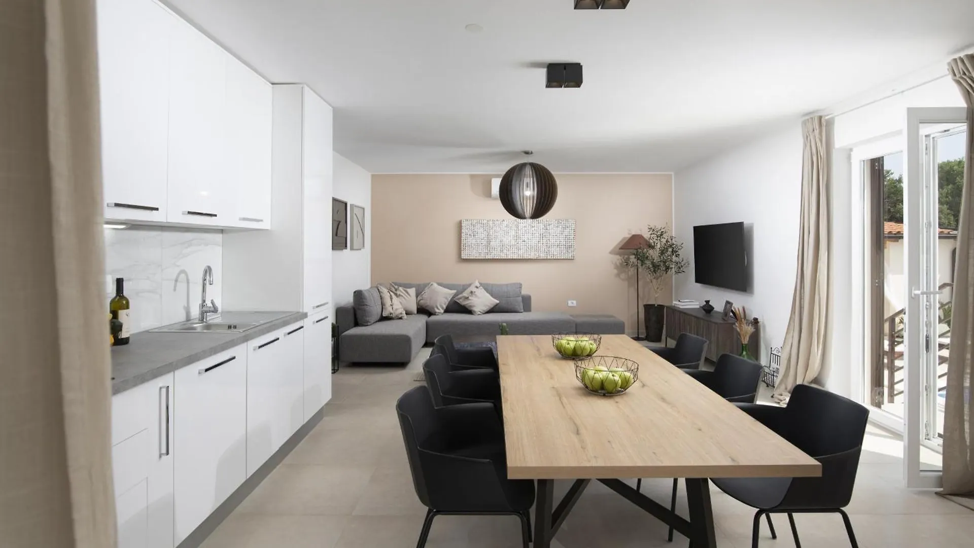 פולה Villa Ridollin